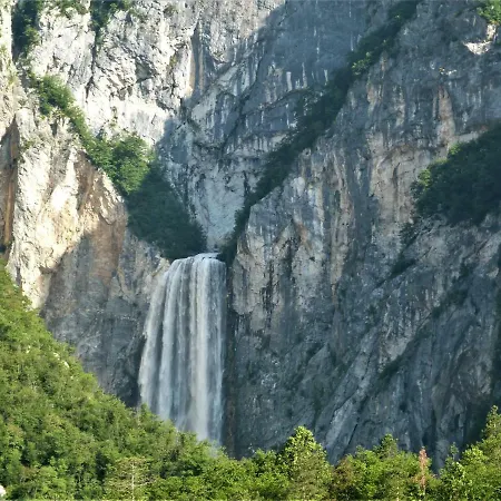 Starahisa Bovec
